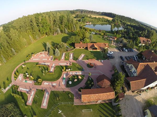 Hotel Majatek Gize Marczak Olecko Exterior foto